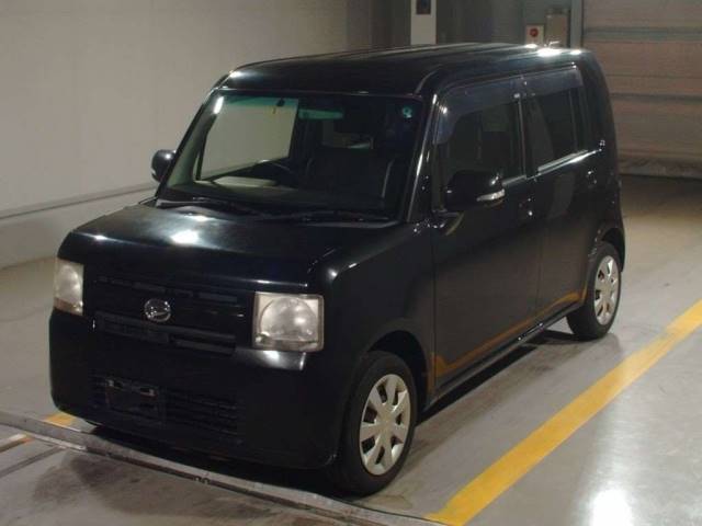 4253 DAIHATSU MOVE CONTE L575S 2013 г. (TAA Shikoku)